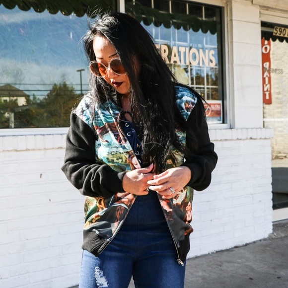 Renaissance Print Fleece Bomber Jacket - Picture 10 of 11